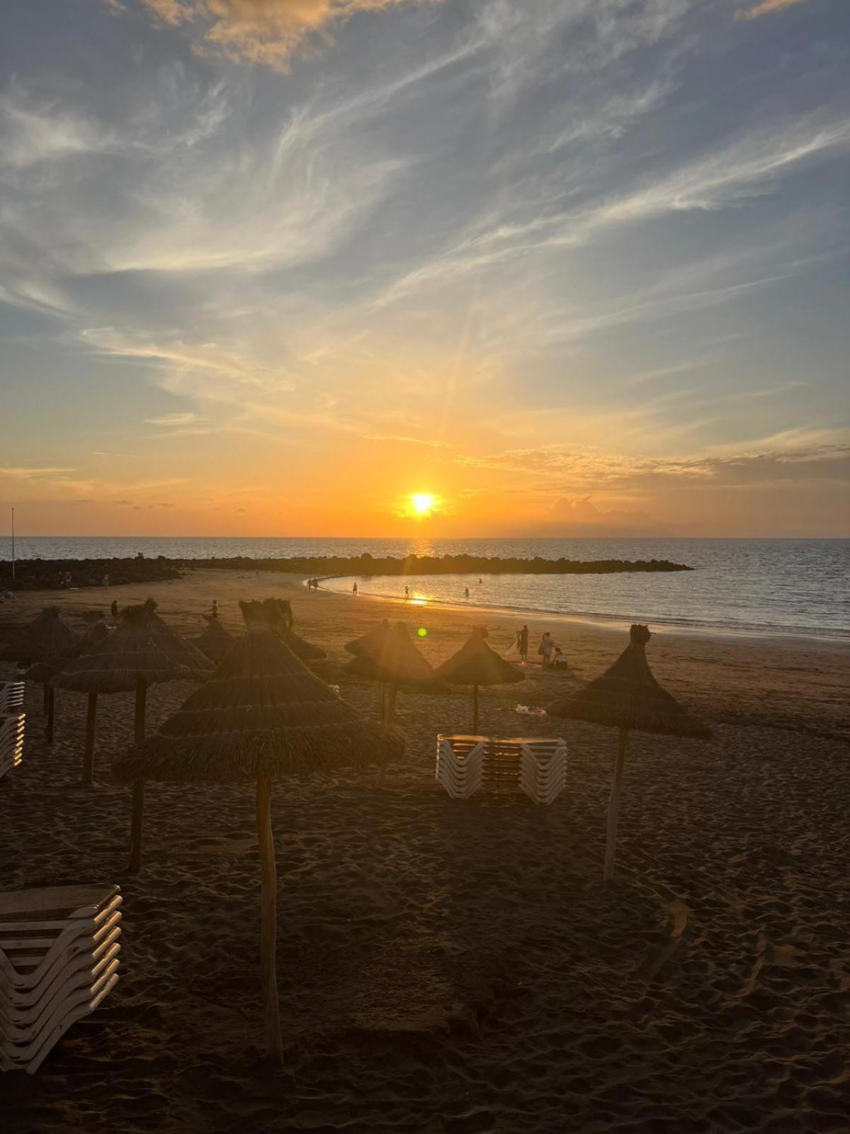 Apartamento en primera línea de playa, céntrico, tranquilo Playa de las Américas Exterior foto